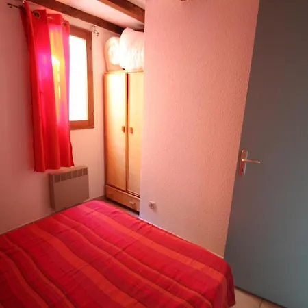 Jolie D'angle, Sejour Climatise, 4 Couchages, Terrasse Parking Dans Securisee Avec Piscine Commune 400m De La Lrjp11 * Portiragnes