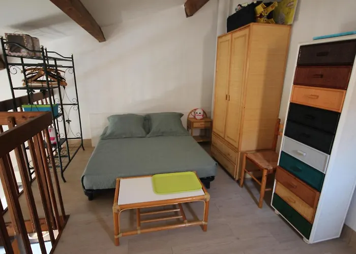 Jolie D'angle, Sejour Climatise, 4 Couchages, Terrasse Parking Dans Securisee Avec Piscine Commune 400m De La Lrjp11